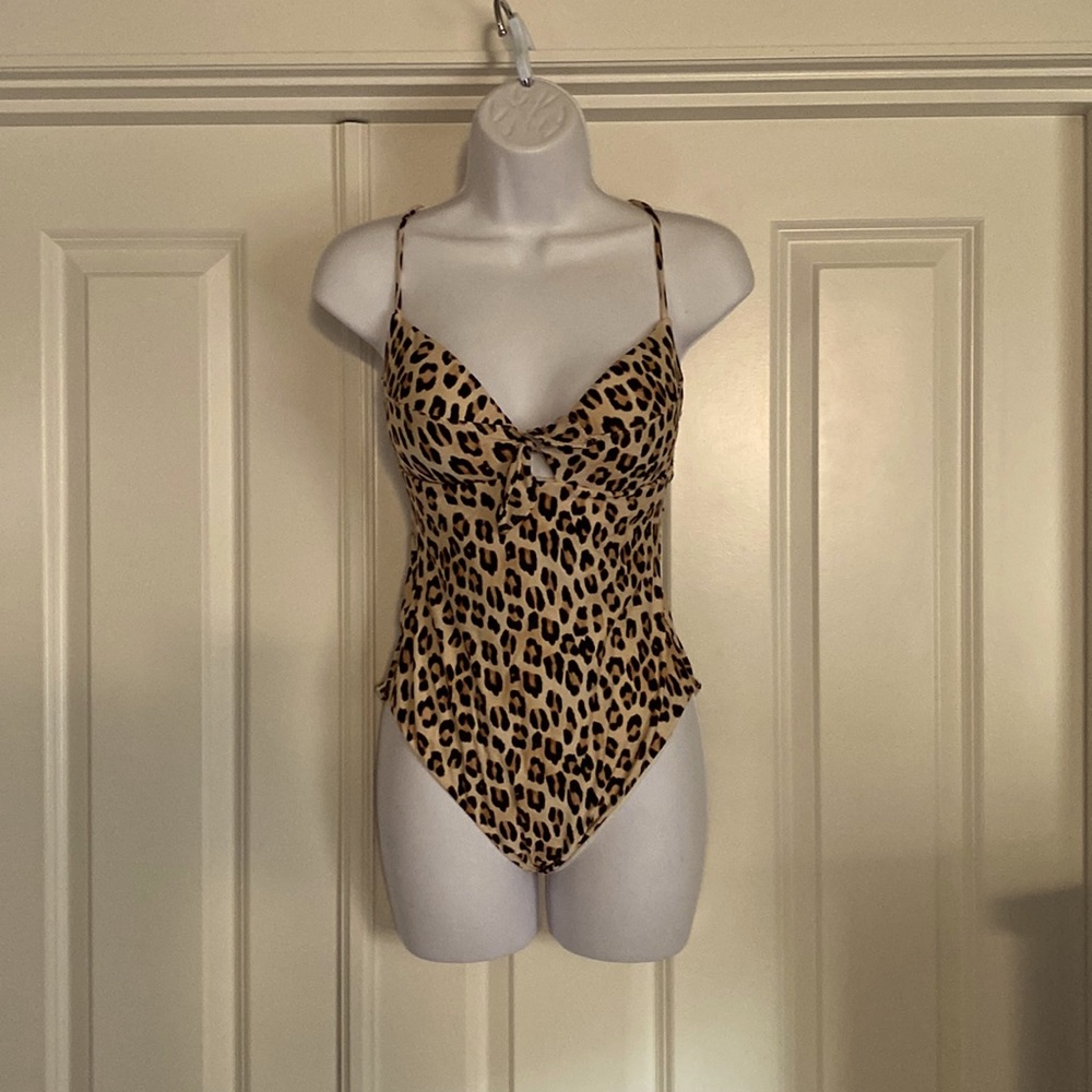 Vix by Paula Hermany one piece leopard swim suit
